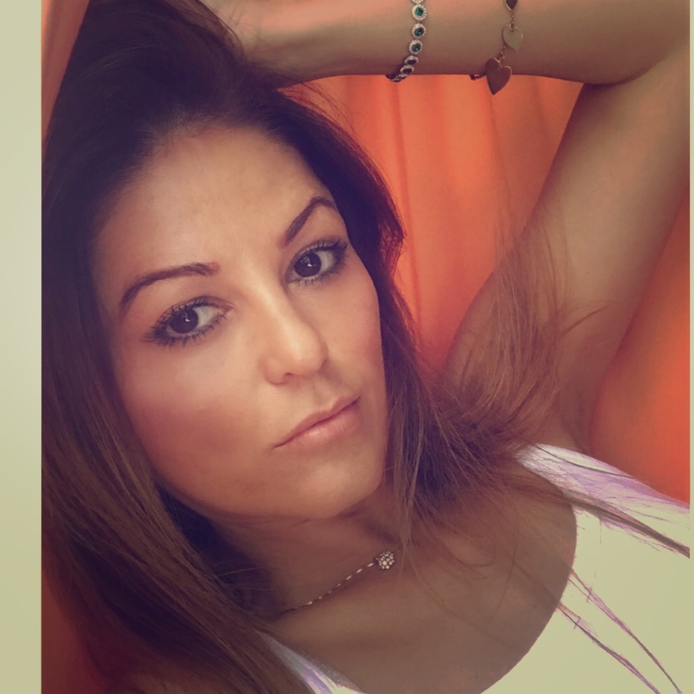 Meet your Posher, Fernanda